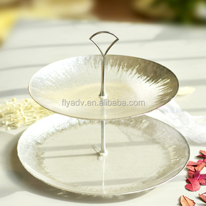 Platos <span class=keywords><strong>de</strong></span> vidrio decorativos con lámina <span class=keywords><strong>de</strong></span> oro al por mayor, platos con borde dorado, soporte redondo <span class=keywords><strong>de</strong></span> 3 niveles para tartas con cepillo <span class=keywords><strong>de</strong></span> <span class=keywords><strong>acero</strong></span> <span class=keywords><strong>inoxidable</strong></span> - Product Image 5