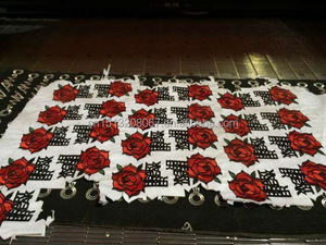 Thêu Phù Hiệu Vải Dệt May Vải Nhãn YH1810 Tầm Nhìn CCD <span class=keywords><strong>Laser</strong></span> Máy Cắt Giá Để Bán - Product Image 6