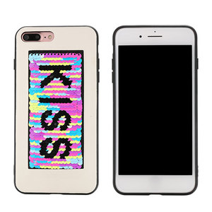 Funda TPU+PC Con Diseño Kiss 3D En Hojas Brillantes - Product Image 3