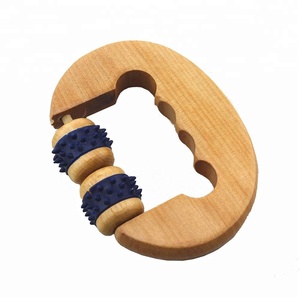 Petit outil de massage corporel en bois en forme de D avec poignée incurvée pour la relaxation <span class=keywords><strong>musculaire</strong></span> - Product Image 6