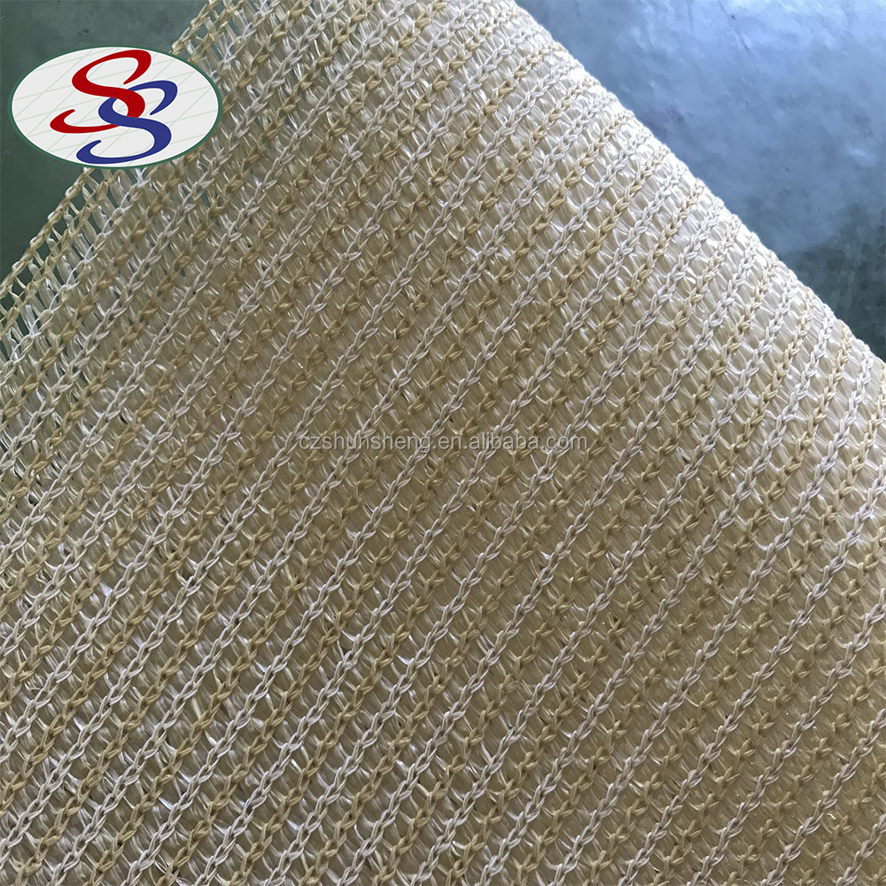 Солнцезащитный парус идеально подходит для наружного внутреннего дворика и сада