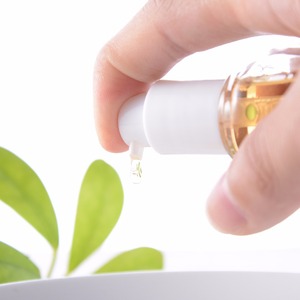 Privé Étiquette Vitamine <span class=keywords><strong>A</strong></span> Rétinol + Vitamine <span class=keywords><strong>E</strong></span> + Vitamine C Sérum Rajeunissement Blanchiment Sérum Pour Le Visage - Product Image 6
