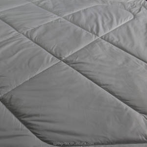 Juego de Ropa de Cama Acolchada Blanca, 100% Poliéster, 200 Hilos, Simple/Queen/King, Antiácaros, para Hotel/Hogar/Escuela - Product Image 5