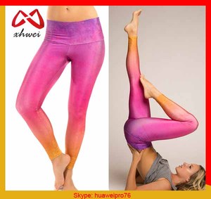 Mujeres del deporte capris Custom gimnasio de yoga pantalones impreso galaxy leggings - Product Image 4