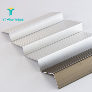 Profilés en aluminium de différentes couleurs pour la <span class=keywords><strong>protection</strong></span> des bords d'<span class=keywords><strong>escalier</strong></span> - Product Image 5