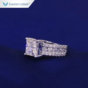 Tianyu taşlar özel 7.5*7.5mm prenses kesim süper beyaz moissanitediamond beyaz altın yüzük