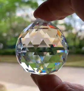 Corte a máquina de 30mm, piezas de cristal de prisma de bola transparente para candelabro