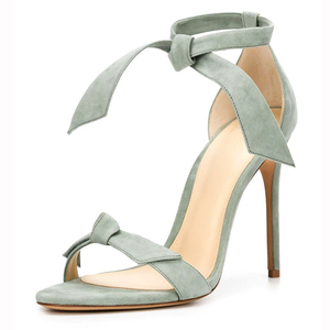 Sandales laconiques pour femmes Nouveau tendance Vente en gros personnalisé avec nœud papillon Fleurs Bride à la cheville 10cm de haut Talons fins à bout ouvert - Product Image 6