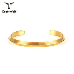 Craft Wolf fashion jewelry 2024 custom logo Personalizzato irregolare in <span class=keywords><strong>Acciaio</strong></span> Inox Braccialetto Triangolare <span class=keywords><strong>Bracciale</strong></span> per gli Uomini e le Donne - Product Image 4