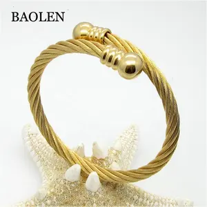 Berlapis Emas Stainless Steel Kabel Twisted Kawat Wrap Manset Bangle Gelang dengan Bola Bulat untuk Wanita Perhiasan