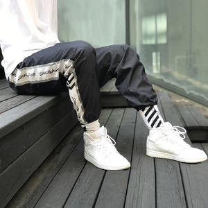 Nuovi Pantaloni Casual da <span class=keywords><strong>Uomo</strong></span> in Nylon con Strisce Riflettenti 3M Laterali Unisex Stile Hip Hop Moda Maschile - Product Image 4