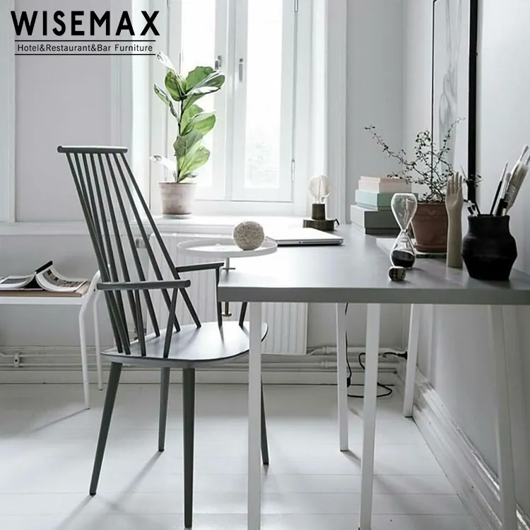 WISEMAX FURNITUREフレンチスタイル工業用カフェ家具木製ウィンザーチェアアンティーク、アームレスト付きモダンなダイニングルーム用