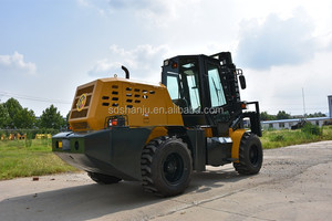 Montacargas con Tracción en las 4 Ruedas/ Montacargas Todoterreno - Product Image 2