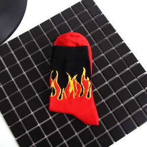 Youki hommes décontracté hiver longues chaussettes à la mode flamme motif coton confortable et respirant vous garde au chaud - Product Image 3