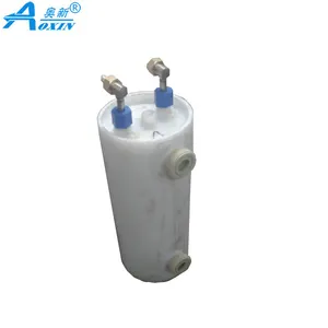 3,2 kg de agua de mar de intercambiador de calor sistema de enfriamiento de agua de mar condensador refrigerado por agua de titanio puro tubo Shell PP Vertical