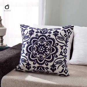 Nouveaux produits corée du <span class=keywords><strong>sud</strong></span> 100% poly embroideryca <span class=keywords><strong>pas</strong></span> <span class=keywords><strong>cher</strong></span> enfants <span class=keywords><strong>voyage</strong></span> oreiller - Product Image 4