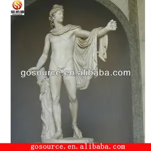 Statue de marbré garçon nu, le dieu du soleil, Apollo