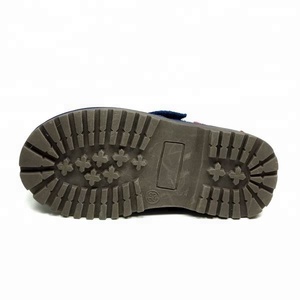 迪拜风格定制颜色手工休闲麂皮男童学步鞋 - Product Image 4