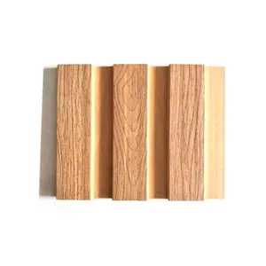 Rivestimento per pareti ondulate in finto legno per interni