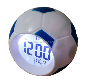 8 diller Fransız, portekizce konuşan çalar saat futbol şekil saat - Product Image 4
