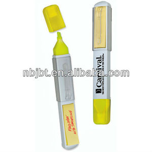 <strong>Highlighter</strong> <strong>Pen</strong> <strong>With</strong> <strong>Sticky</strong> <strong>Note</strong>