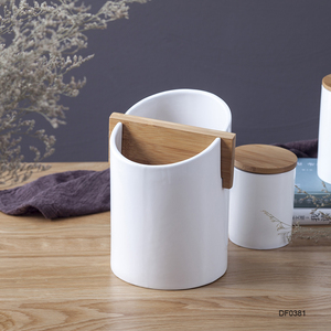 <span class=keywords><strong>Porte</strong></span>-couverts en céramique <span class=keywords><strong>Design</strong></span> personnalisé Outils de cuisine en céramique Rangement pour casseroles Ustensiles de cuisine <span class=keywords><strong>Porte</strong></span>-ustensiles en céramique - Product Image 3