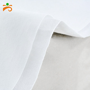 Tappeto Rosso in Poliestere Agugliato 200g/mq, 2x40m/rotolo, con Pelo Lungo per Casa, Auto o Preghiera - Product Image 3