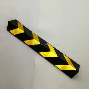 Protecteur d'angle en caoutchouc à angle droit pour protéger les portes <span class=keywords><strong>de</strong></span> voiture dans <span class=keywords><strong>le</strong></span> <span class=keywords><strong>garage</strong></span> ou tout autre lieu <span class=keywords><strong>de</strong></span> stationnement 80cm, 120cm - Product Image 1