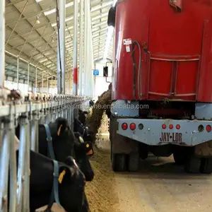 乳牛の飼料混合を行うための固定TMRミキサーワゴン