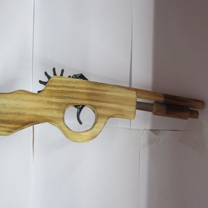 ของเล่นเสริมพัฒนาการ ปืนยิงไม้คลาสสิกสำหรับเล่นกลางแจ้ง ของเล่นหนังสติ๊กยิงสัตว์ ปืนยางยืด งานฝีมือไม้ - Product Image 5