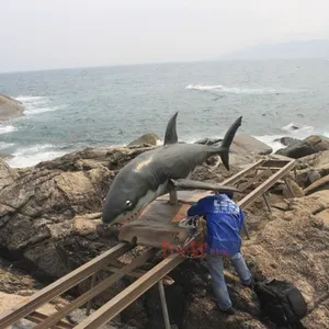 Sanya out door program products realistice animatronic shark move with railway