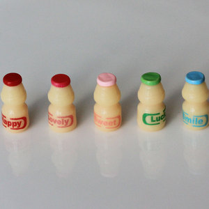 Ingrosso 100 Pezzi Bottiglie in Resina Miniature di Yogurt Bottiglie di Latte Artificiali Simulazione Alimentare per Artigianato in Resina Fai-da-Te - Product Image 2
