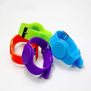 Los niños ID pulsera inteligente niños de seguimiento impermeable ajustable de silicona pulsera rfid 125Khz