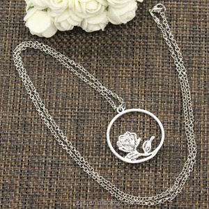 Joyería de encargo <span class=keywords><strong>lindo</strong></span> de la alta calidad aleación de zinc plata orar Rose flor colgante collar - Product Image 4
