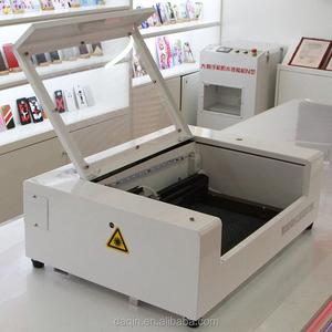 Protecteur d'écran <span class=keywords><strong>en</strong></span> <span class=keywords><strong>verre</strong></span> trempé faisant la machine pour tout modèle de téléphone portable - Product Image 1