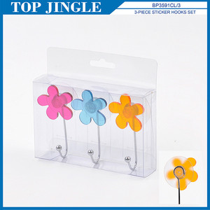 Juego de 5 ganchos de diseño de flores de pétalos con pegatina adhesiva extraíble - Product Image 1