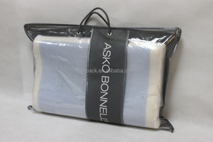 Sac robuste en non-tissé pour couverture ou oreiller en bambou avec impression de logo en sérigraphie - Product Image 3