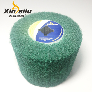 180 #   8698 Roue de polissage satinée à lamelles en nylon non tissé <span class=keywords><strong>avec</strong></span> trou de fixation |   Outil de meulage abrasif pour la finition des métaux - Product Image 2