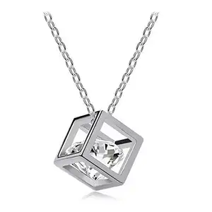 Fashion Love Cube Three-dimensional Necklace Wild Rhinestone Small Square Short Clavicle Chain