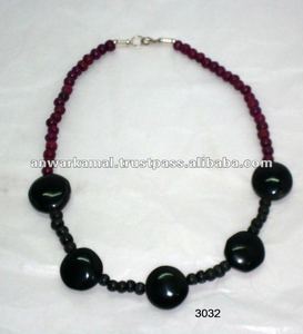 Collier de perles d'os fantaisie de qualité supérieure et au design élégant - Product Image 1