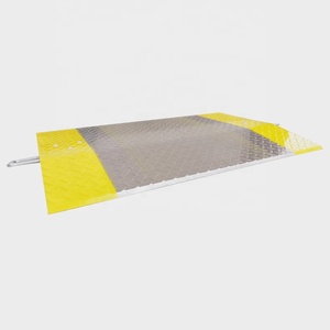 Grande plaque de d'accueil en aluminium, plateau de chargement antidérapant en diamant avec poignée - Product Image 2