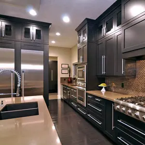 Hermoso diseño modular de armario de cocina de color negro