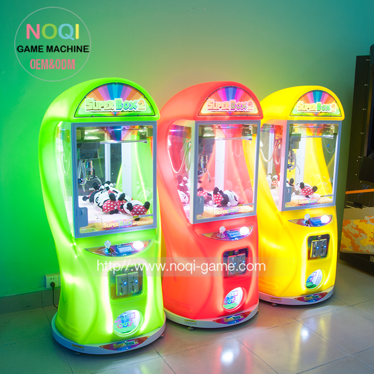 Cool conception arcade cube griffe machine pour vente arcade électronique jouet griffe arcade jeux griffe de bonbons machine