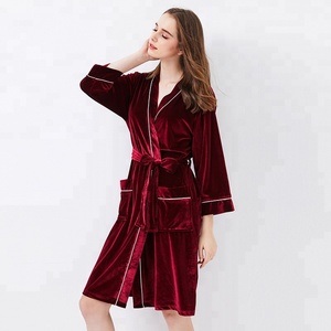 Robe de chambre rétro en velours soyeux pour femme, col en V, manches courtes, couleur unie, pour l'été et l'automne, taille XL, vêtement de nuit - Product Image 4
