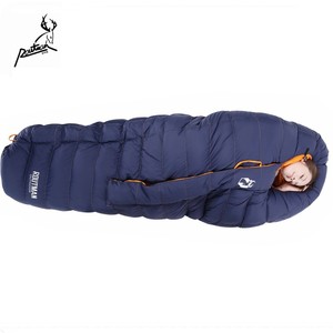 Saco <span class=keywords><strong>de</strong></span> <span class=keywords><strong>Dormir</strong></span> Tipo Momia RS-400 <span class=keywords><strong>de</strong></span> Nailon <span class=keywords><strong>de</strong></span> <span class=keywords><strong>Alta</strong></span> Calidad con Plumón <span class=keywords><strong>de</strong></span> Ganso <span class=keywords><strong>de</strong></span> 800 <span class=keywords><strong>de</strong></span> Poder <span class=keywords><strong>de</strong></span> Relleno para Clima Extremadamente Frío -10°C - Product Image 6