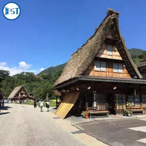 灰色 pe 塑料茅草毛茸茸的瓦片茅草屋顶