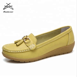 Nuove <span class=keywords><strong>Scarpe</strong></span> Basse da Donna 2026, Punta Affusolata, Comode per <span class=keywords><strong>Infermiere</strong></span>, Suola in Gomma, Slip-on con Nappine, Mocassini da Donna - Product Image 2