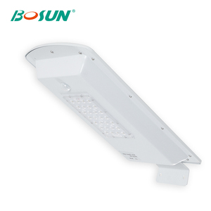 Precio barato de aluminio al aire libre 10 vatios todo en una lámpara solar de <span class=keywords><strong>calle</strong></span> <span class=keywords><strong>del</strong></span> led - Product Image 5