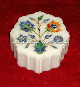 Boîtes en marqueterie avec incrustations de marbre - Product Image 1