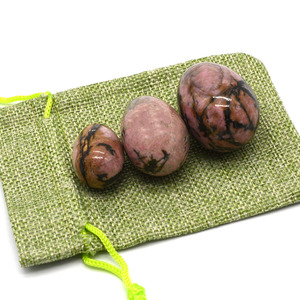 Auténticos huevos <span class=keywords><strong>de</strong></span> Rodonita Yoni al por mayor, artesanías <span class=keywords><strong>de</strong></span> piedra semipreciosa Natural para la salud pélvica, recuperación posparto, bienestar Sexual - Product Image 4